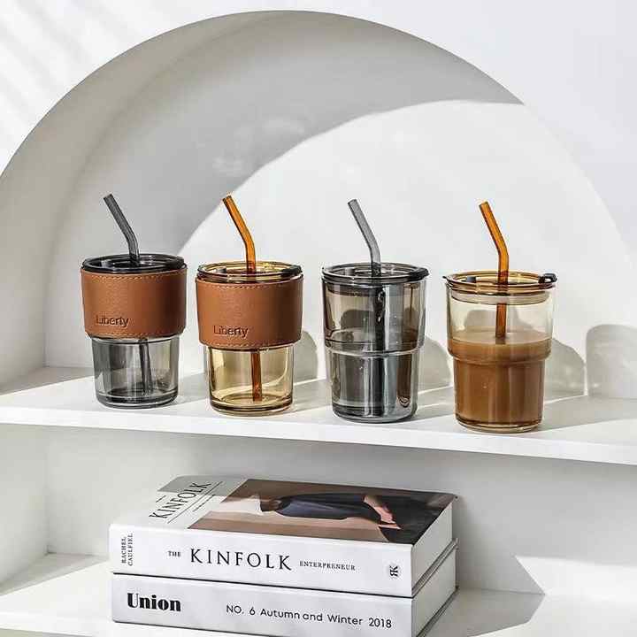 Tasse en verre avec couvercle et pailles anti-fuite